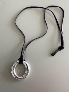 Vòng Cổ Mặt Dây Chuyền Hình Học Rỗng Thời Trang Của Zhang Yuer Dây Chuyền Xương Đòn Có Thể Điều Chỉnh Độ Dài Dành Cho Nam Và Nữ