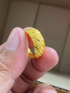 แหวนทอง ผู้หญิงสวยๆลายตัด