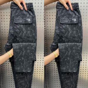 กางเกงลำลองชายผ้าฝ้ายผสมยืดหยุ่นฤดูใบไม้ร่วง 2025 กางเกงขายาวทรงตรงเอวยางยืด ผ้าฝ้ายผสมสีกลางๆ ระบายอากาศได้ดี