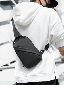 Waterproof Mens Crossbody Bag Small Size Oxford Cloth Chest Bag Multi-Functional Single Shoulder Backpack Vintage Style Leisure Scene