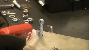 Keo khóa ren henkel loctite 222 độ cứng thấp màu hồng dung tích 50ml