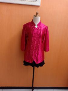atasan wanita silk merah L cewek lengan panjang blouse kerja kuliah