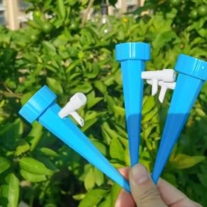 หัวหยดรดน้ำต้นไม้ หัวหยดน้ำอัตโนมัติ ปรับระดับช้า-เร็วได้ ใช้กับขวดน้ำอัดลมหรือขวดชาเขียว