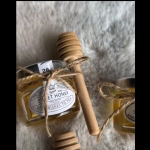 [Free polystyrene packing] Door gift /Hantaran Kahwin/Tunang/Hari Jadi - 喜蜜 Pure Honey in Glass Jar with stickers [28g] with Honey Scoop