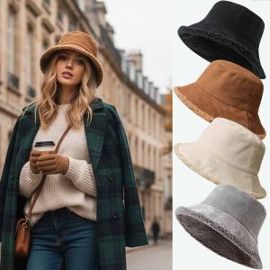 Autumn/winter Double-sided Japanese Bucket Hat Womens Warm and Cold-proof Face Cover Thickened Imitation Lamb Plush Basin Cap