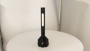 Đèn Pin Chiến Thuật LED 200W Siêu Sáng - Đèn Cầm Tay Bền Bỉ Chống Nước IP65 Sạc Pin Tiện Lợi PD13579