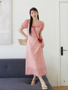 Đầm Dây Caro Đỏ Cao Cổ Plus Size Tay Ngắn
