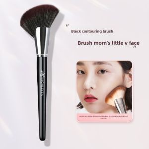 MONLEYTA | Portable Large Angle Cheek Contour Brush Makeup Brush For Shading And Highlighting Facial Features Single Piece Packaging