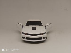 diecast mobil Chevrolet Camaro kinsmart