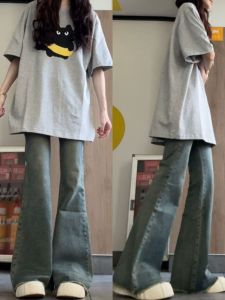 American Retro Cartoon Gray Shoulder Short Sleeve T-Shirt: A Versatile Casual Top