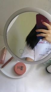 กระจก มีไฟ LED มี 4 รุ่น ให้เลือก ไฟปรับ 3 ระดับ กระจกแต่งหน้า