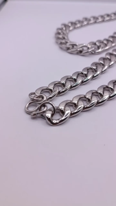 N091 สร้อยคอห้อยพระ สร้อยพระ สร้อยคอพระ สร้อยสแตนเลสแท้ สีเงิน ห่วงกว้าง 11 มิล หนา 3 มม. ยาว 28 นิ้ว แขวนพระ 1 องค์ สร้อยแสตนเลส สร้อยพระผู้ชาย