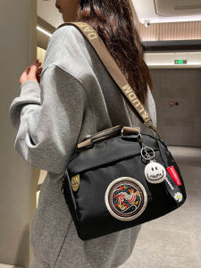 Versatile Casual Canvas Bag Womens Lightweight Crossbody Bag Oxford Cloth Fashionable Bag for Daily Use Shoulder Strap Detachable