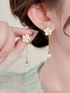 French Camellia Pearl Earrings & Tassel Ear Cuff: High-End 2025 Trends