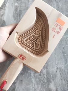 Traditional Cherry Mold Real Wood Kitchen Baking Tools DIY Cake Moulds Harvest Design Home Use Fruit Stamp Red Peach Cake