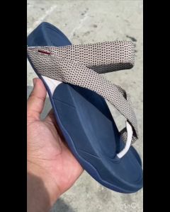 รองเท้าแตะ FitFlop SLING - รองเท้าแตะหูหนีบ รุ่นลายจุด สุดสวย 40-44 สำหรับชายและใหม่ ได้ด้วยหลายรายละเอียด