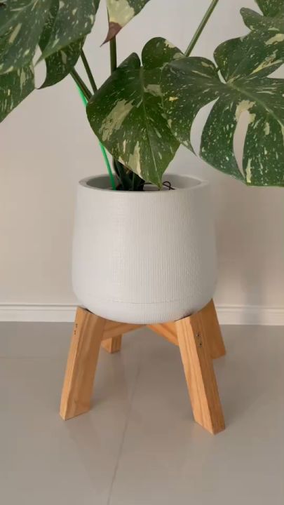 กระถางพลาสติกมินิมอล 'เบลล่า' หลากสี หลากขนาด