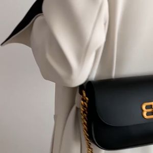 Tas Premium OLEEM: Tas Selempang Wanita Import & Tas Bahu Wanita Import