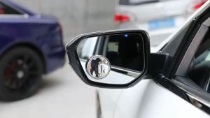 2pcs Car Small Round Mirror 360 Rotating Rearview Mirror Blind Spot Mirror Blind Area Mirror Car with Large Field of View Reversing Small Round Mirror