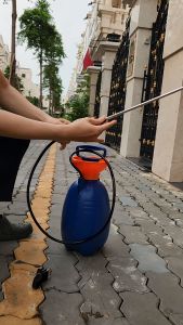 Bình xịt tưới cây mini WADFOW 5L WRS1550 phun tia thằng phun sương van xả an toàn cần bơm nhôm kèm quai đeo tiện dụng