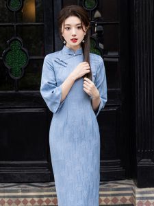 Elegant Young Womens Style Chinese New Retro Qipao Sleeveless Low Slit Daily Wear Polyester Blend Long Cheongsam Dress