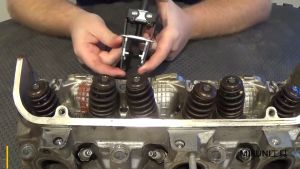 ตัวกดสปริงวาล์ว แบบมือหมุน รถยนต์เครื่องยนต์เหนือศีรษะวาล์วสปริงคอมเพรสเซอร์วาล์วกำจัดการติดตั้งเครื่องมือ