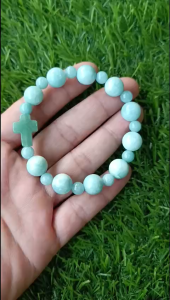 Chuỗi tràng hạt mân côi màu vân đá thạch anh 10 hạt 10li  đeo tay quà tặng công giáo