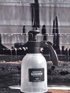 2000ML foam sprayer Bottle Snow Foam Nozzle High Pressure Spray Hand Pressurized Pump Foam Sprayer Air Pressure Water Jet For Garden Car Wash Cleaning