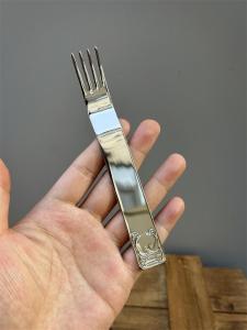 ช้อนสเตนเลสสตีลน่ารักสำหรับร้านอาหารตะวันตก ช้อนเนื้อ ช้อนเส้น ช้อนข้าว ช้อนหวาน ช้อนเด็ก ช้อนสำหรับใช้ในบ้าน