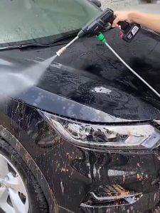 Foam is injected to speed up cleaning Fan spray for larger cleaning area Dual battery car wash gun Copper machine Compressed jet for strong cleaning High pressure nozzle Fan nozzle Filter Charger Connector Water inlet quick connect Extension Rod 5m water