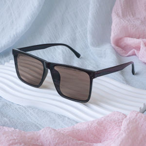 กระจกตกแต่งทรงทันสมัย ไอเทมจำเป็นสำหรับการตกแต่งที่โดดเด่น