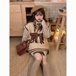 French Style Vintage Bow Knitting Vest Bandage Dress Sweater Vest Womens Matching Stripes Shirt Womens Top Suit Fashion