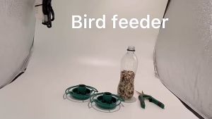 Wild Bird Feeding Container Outdoor Indoor Pet Feeding Container