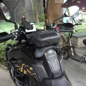 Universal Motorcycle Fuel Tank Bag Vest Oil Box Bag Storage Bag
