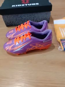 KIDZTUBS Sepatu Sepak Bola Anak Laki Laki Size 28 29 30 31 32 33 34 35 36 37 KDZ1538112624