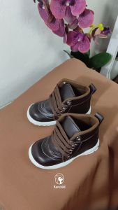 Kanchild Sepatu Boot Anak Laki Laki Simple dan Keren KC-D