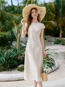 XIANGYING | French Style Waist Accentuating White Dress Beach Vacation