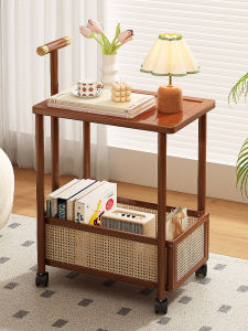 ชั้นวางของแบบเคลื่อนที่สำหรับโซฟา สไตล์ย้อนยุคกลางๆ ชั้นวางของแบบมีล้อสองชั้นสำหรับห้องนั่งเล่นขนาดเล็ก