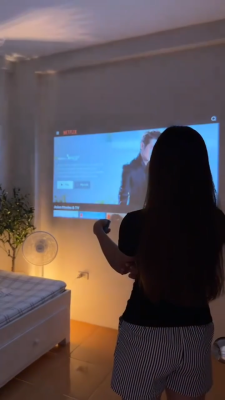 ANYTROX Mini projector,Smart 130-inch HD screen, dual Wi-Fi and Bluetooth connec