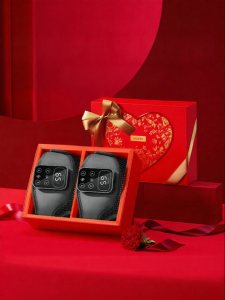 KEEPFIT | Gift Box for Seniors Practical Gifts for Parents and Grandparents