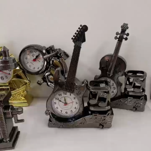 [MSIA SHIP] NOVELTY Vintage Tungsten Colour Table Clock Retro Alarm Clock Classic Desk Clock Christmas Gift Birthday Gifts Farewell Gift Retirement Souvenir Gifts Shop Home Decor Office Black Color