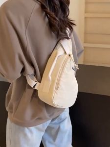 【Malaysia Spot】Womens chest bag shoulder bag crossbody bag large capacity simple fashionable lightweight casual mens and womens chest bags