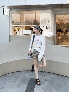 VKSOD | ชุดสองชิ้นสไตล์เกาหลีสุดเก๋ คอกลมแขนยาวลายดอกไม้ ชุดลำลองสำหรับผู้หญิง ชุดกระโปรงกางเกง