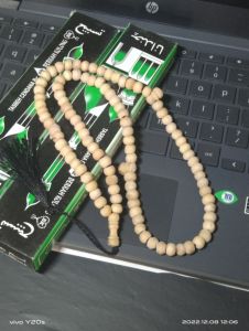 Tasbih kayu merk Cendana