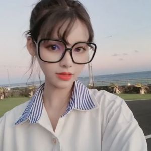 Korean Fashion Oversized glasses Anti-Blue light UV400 Protection Light Weight Men Women Designer Square Glasses Ocean Film Big Frame glasses Full Rim