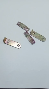 ( 4 Pcs ) Ambalan Braket Cantol 48 x 16 x 2 mm Bracket Self Hanger Steel Cantolan Braket Pigura