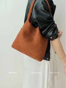 Handwoven Large Capacity Womens Shoulder Bag Soft Atmosphere Tote Bag Casual Simple Style Magnetic Buckle Closure Suede Interior
