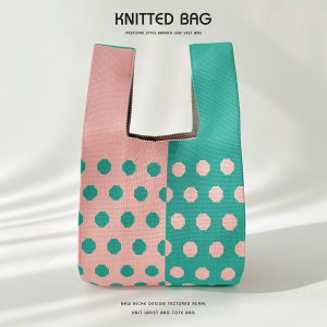 Large Capacity Knitted Handbag City Simple Style Fashionable Checkered Pattern Versatile Handheld Bag for Daily Use Polyester Material