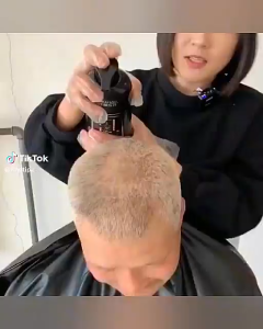 Shampoo uban shampoo Penghitam Rambut Uban Shampo Penghilang Uban Shampoo Pewarna Rambut Sampo Semir Rambut Hitam Cat Rambut Zhiranmei Natural Herbal Hair Coloring Shampoo Rambut 500ml QiWeiTang Gray Hair Blackening Shampoo 500ML