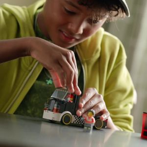 LEGO CITY 60488 Đồ Chơi Lắp Ráp Xe Bán Khoai Tây Chiên (216 chi tiết)